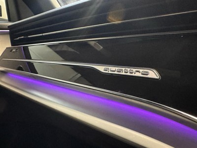 2019 Audi Q8 - Thumbnail