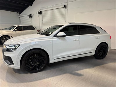 2019 Audi Q8 - Thumbnail