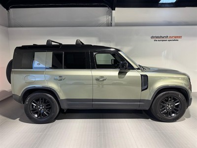 2020 Land Rover Defender - Thumbnail