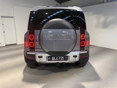 2024 Land Rover Defender - Thumbnail