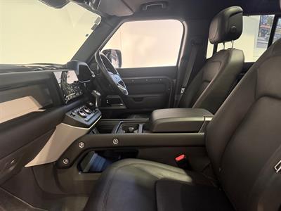 2024 Land Rover Defender - Thumbnail
