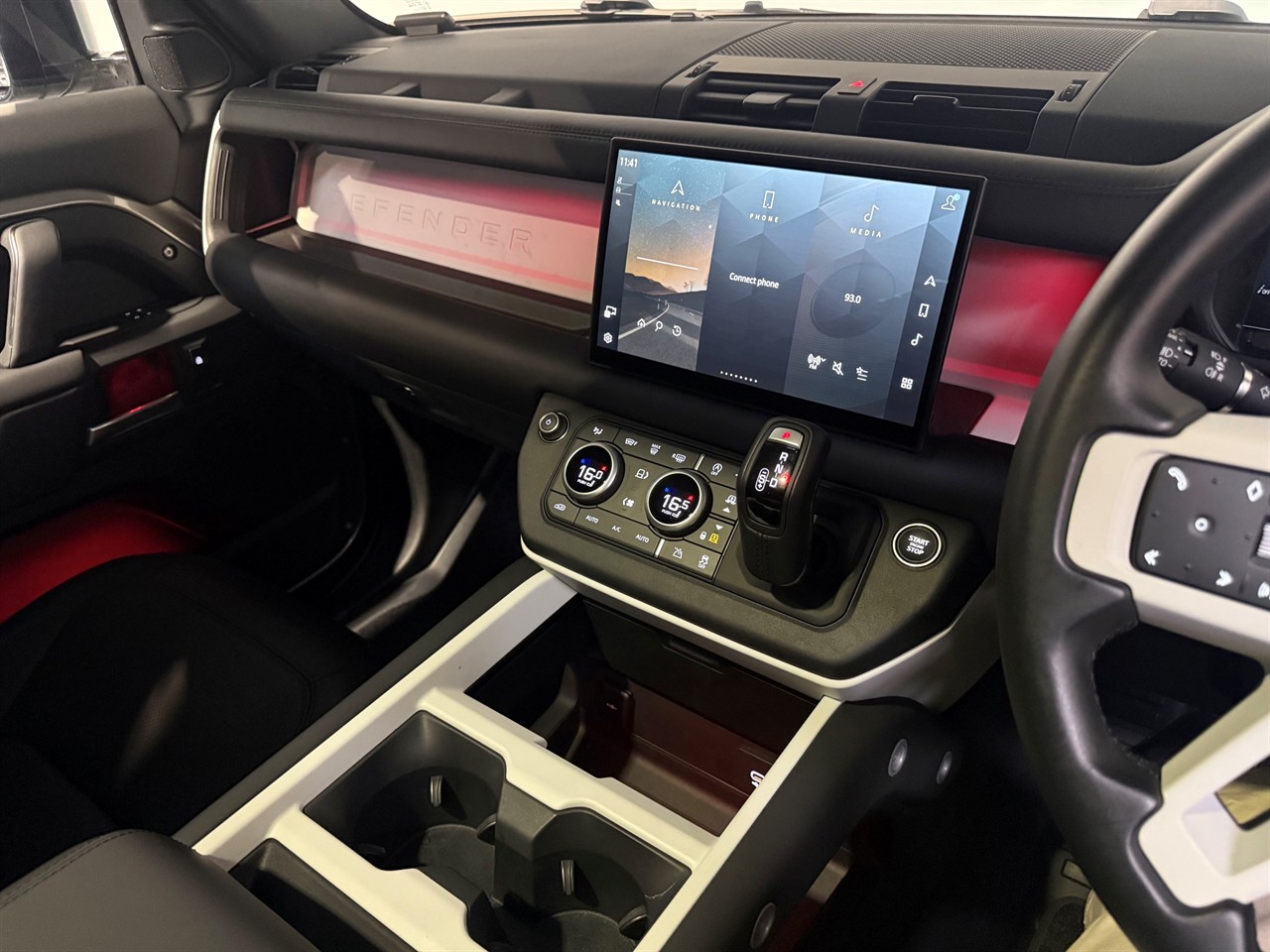 2025 Land Rover Defender