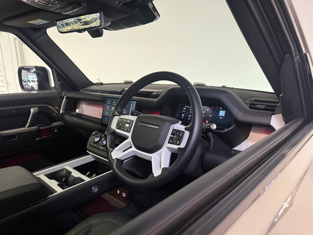 2025 Land Rover Defender