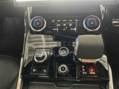 2023 Land Rover Range Rover - Thumbnail