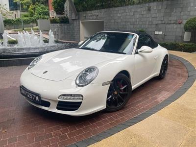 2011 Porsche 911 - Thumbnail