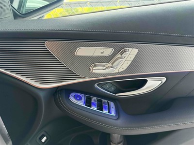 2022 Mercedes-Benz EQC - Thumbnail