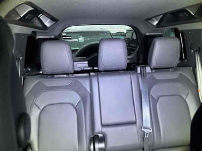 2022 Land Rover Defender - Thumbnail