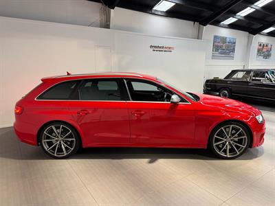 2013 Audi RS4 - Thumbnail