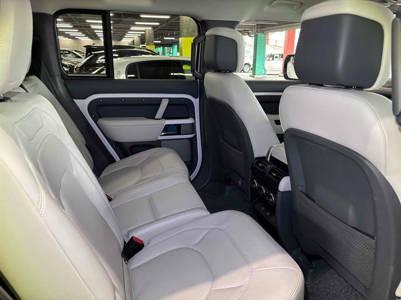 2023 Land Rover Defender