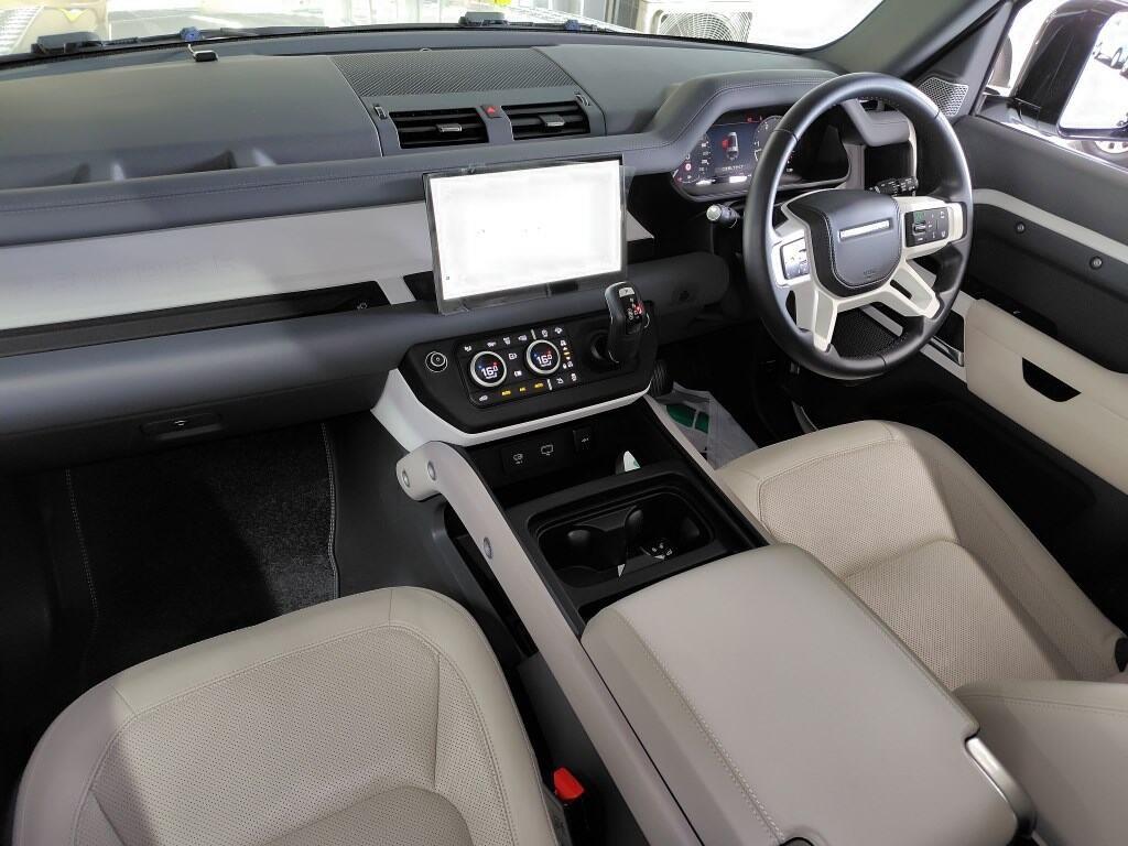 2023 Land Rover Defender
