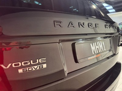2019 Land Rover Range Rover Vogue - Thumbnail