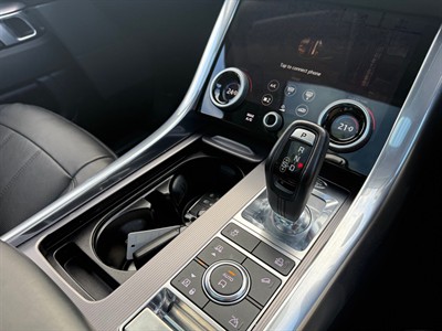 2020 Land Rover Range Rover Sport - Thumbnail
