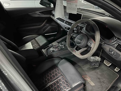 2019 Audi RS4 - Thumbnail
