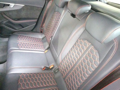 2019 Audi RS4 - Thumbnail