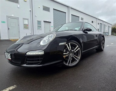 2010 Porsche 911 - Thumbnail