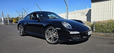 2010 Porsche 911 - Thumbnail