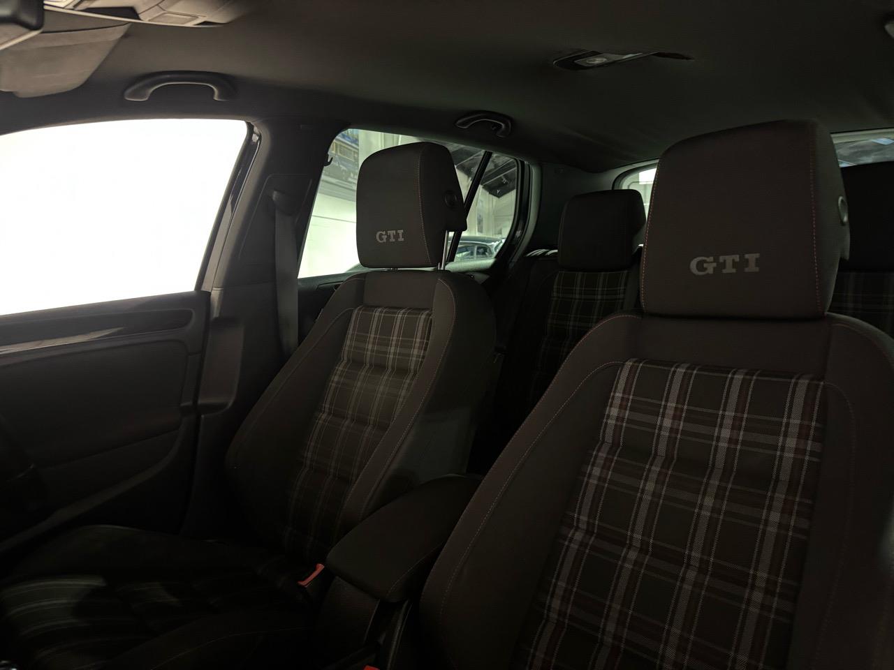 2011 Volkswagen Golf