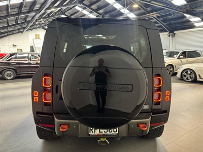 2021 Land Rover Defender - Thumbnail