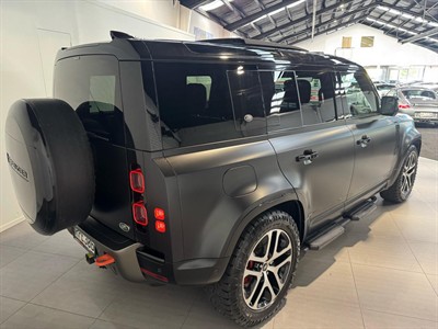 2021 Land Rover Defender - Thumbnail