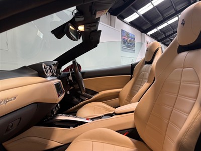 2017 Ferrari California - Thumbnail