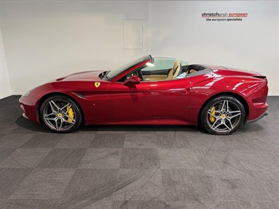 2017 Ferrari California - Thumbnail