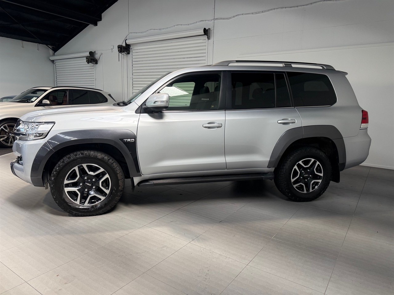 2018 Toyota Land Cruiser