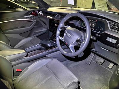 2021 Audi E-Tron - Thumbnail