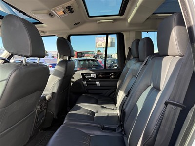 2014 Land Rover Discovery - Thumbnail
