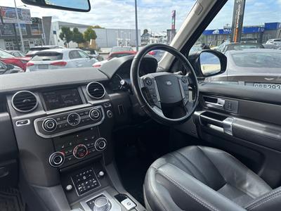 2016 Land Rover Discovery - Thumbnail