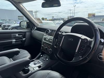 2016 Land Rover Discovery - Thumbnail