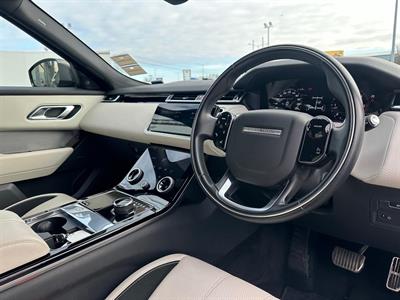 2018 Land Rover Range Rover - Thumbnail