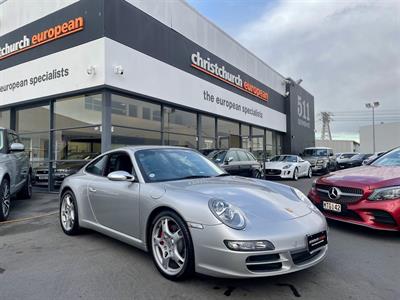 2005 Porsche 911 - Thumbnail