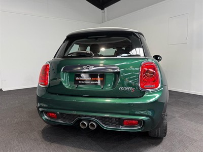 2018 Mini Cooper - Thumbnail