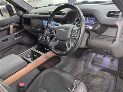 2021 Land Rover Defender - Thumbnail