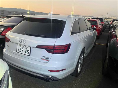 2019 Audi A4 - Thumbnail