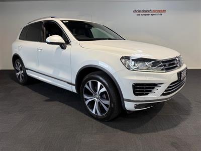 2016 Volkswagen Touareg - Thumbnail