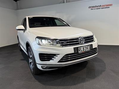 2016 Volkswagen Touareg - Thumbnail