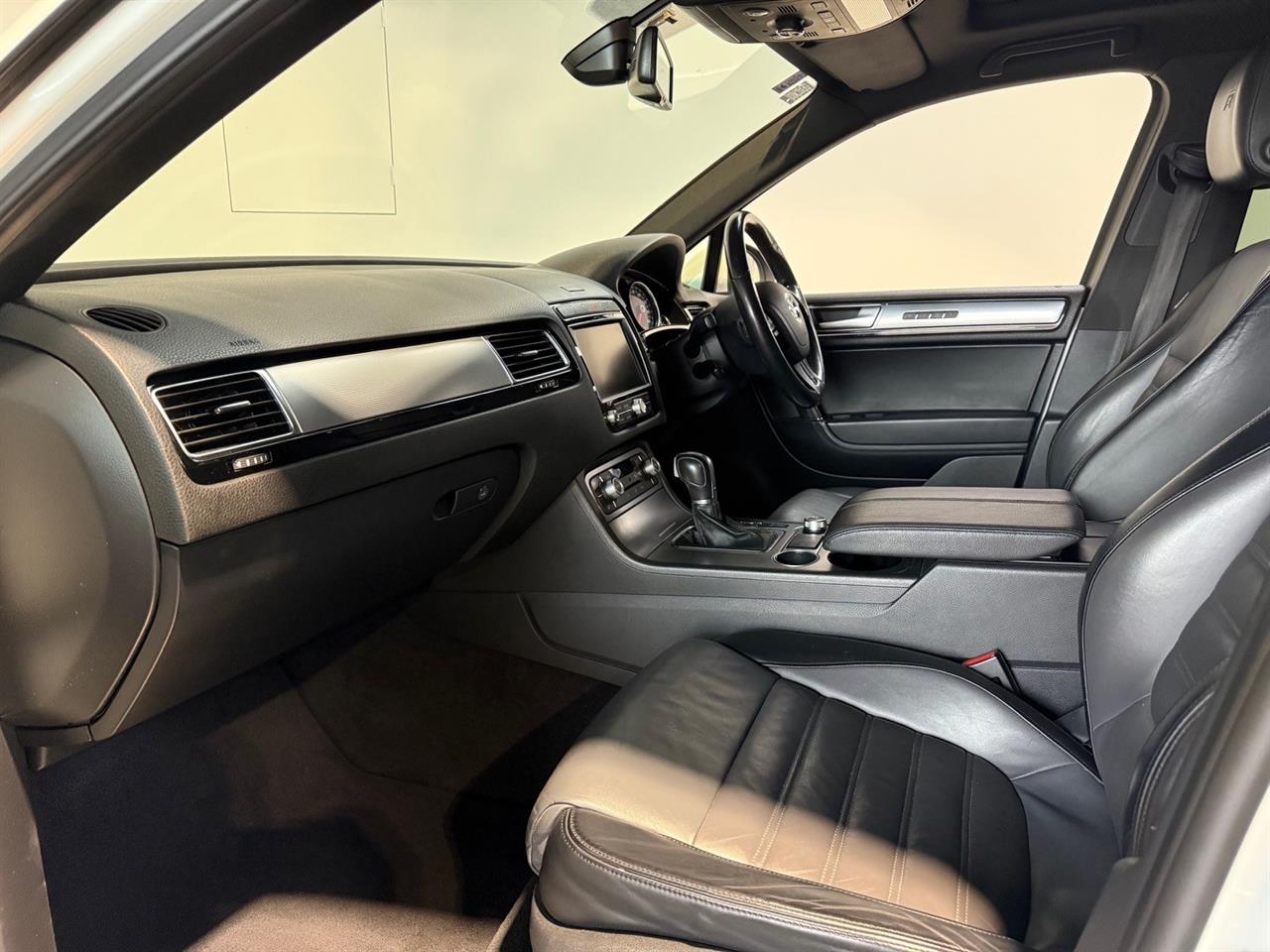 2016 Volkswagen Touareg