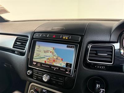 2016 Volkswagen Touareg - Thumbnail