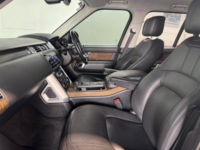 2018 Land Rover Range Rover - Thumbnail