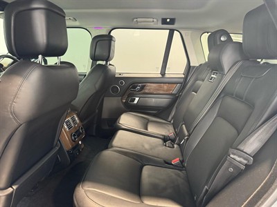 2018 Land Rover Range Rover - Thumbnail