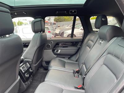 2018 Land Rover Range Rover - Thumbnail