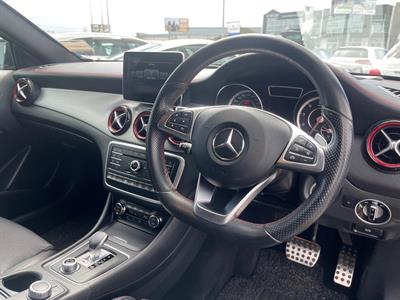 2016 Mercedes-Benz GLA45 AMG - Thumbnail