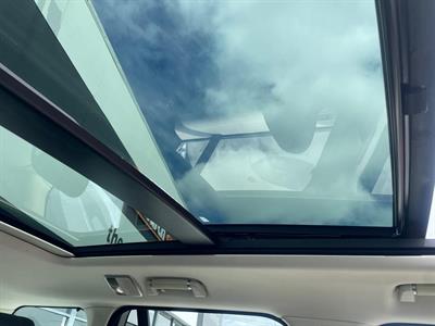 2014 Land Rover Range Rover - Thumbnail