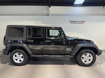 2016 Jeep Wrangler - Thumbnail