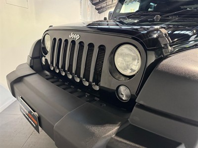 2016 Jeep Wrangler - Thumbnail
