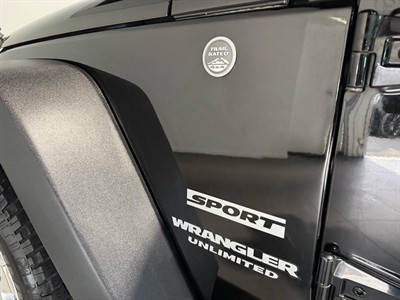 2016 Jeep Wrangler - Thumbnail