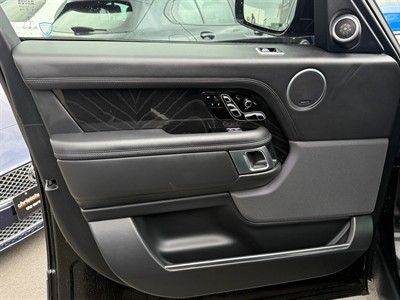 2018 Land Rover Range Rover Vogue - Thumbnail