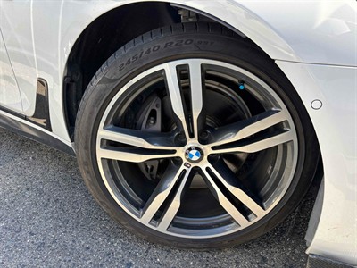 2016 BMW 740i - Thumbnail