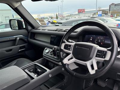 2020 Land Rover Defender - Thumbnail